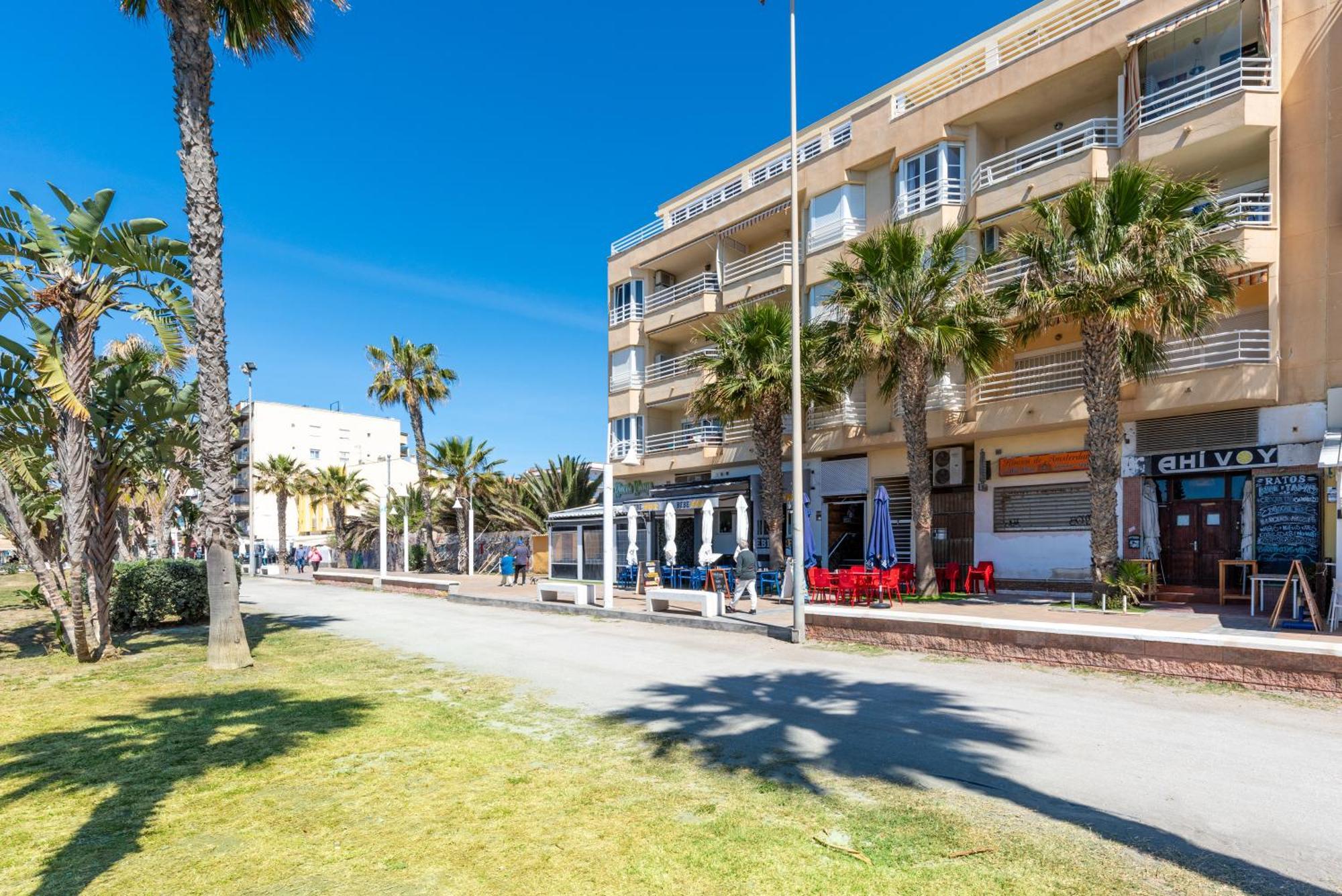 Wintowinrentals 1ª Linea De Playa, Parking Y Wifi Rincón de la Victoria Εξωτερικό φωτογραφία